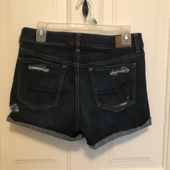 AE shorts - Picture 2 of 4